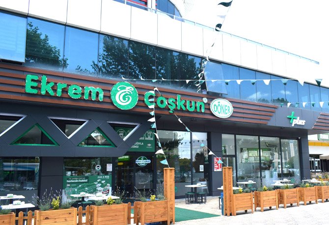 ekrem-coskun-doner-plus-hizmete-acildi-1.jpg