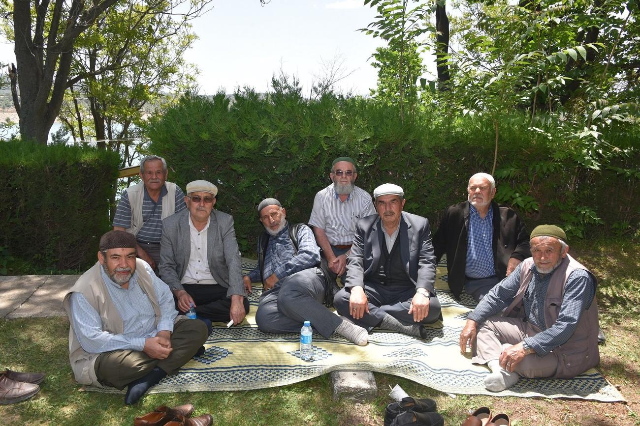 emeklsi-konagi-sakinleri-piknik-8.JPG