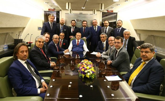 erdogan-gazeteciler.jpg