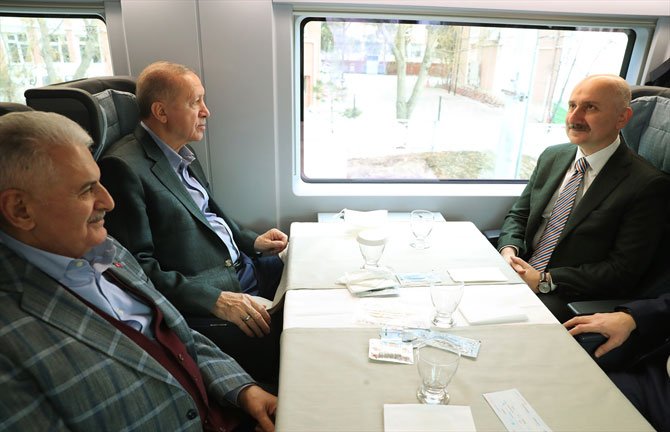 erdogan-hizli-tren-5.jpg