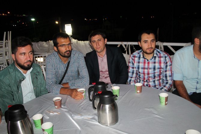 genc-altinekinliler-iftarda-bulusturdu-(8).jpg