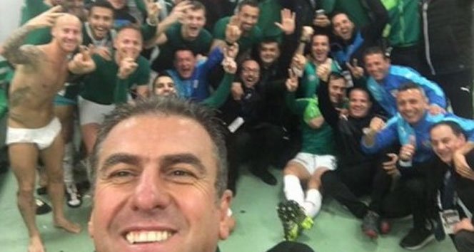 hamza-hamzaoglundan-tarihi-selfie.jpg