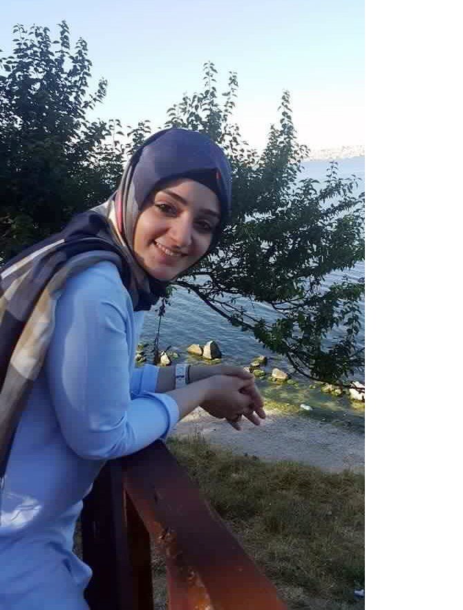 havalimani-saldirisinda-olen-merve-yigit-son-yolculuguna-ugurlandi-2.jpg