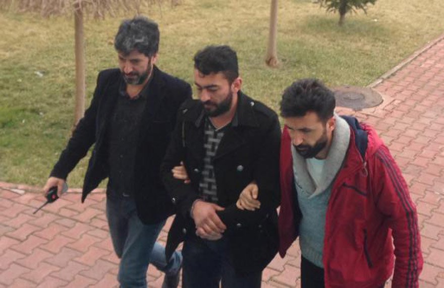 iki-kardesi-yaralayip-12-yil-ceza-aldi-isteseydim-oldururdum-dedi_4493_dhaphoto1.jpg