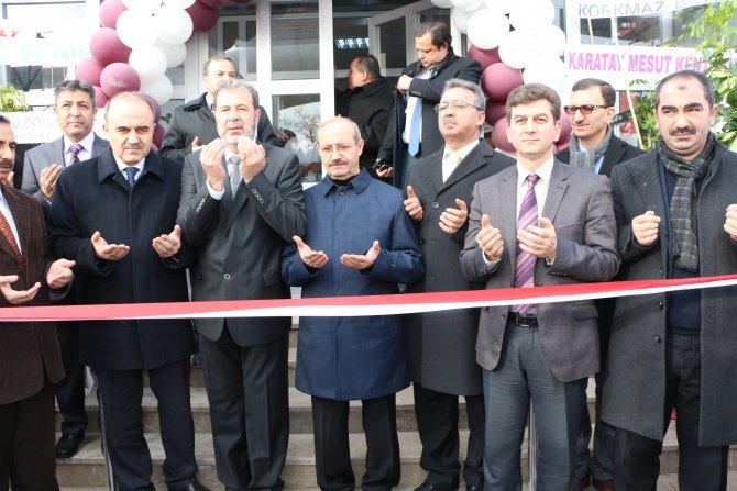 karatayda-aile-sagligi-merkezi-torenle-acildi-(1).jpg