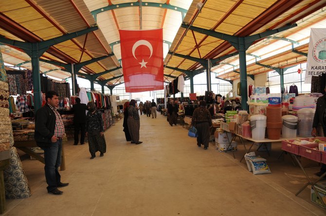 karatayda-uc-kapali-pazar-hizmete-girdi-2.jpg