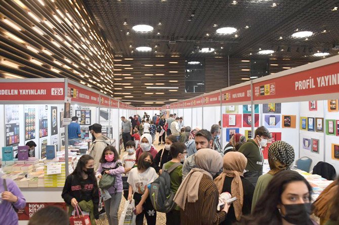 kitap-fuari-8.jpg