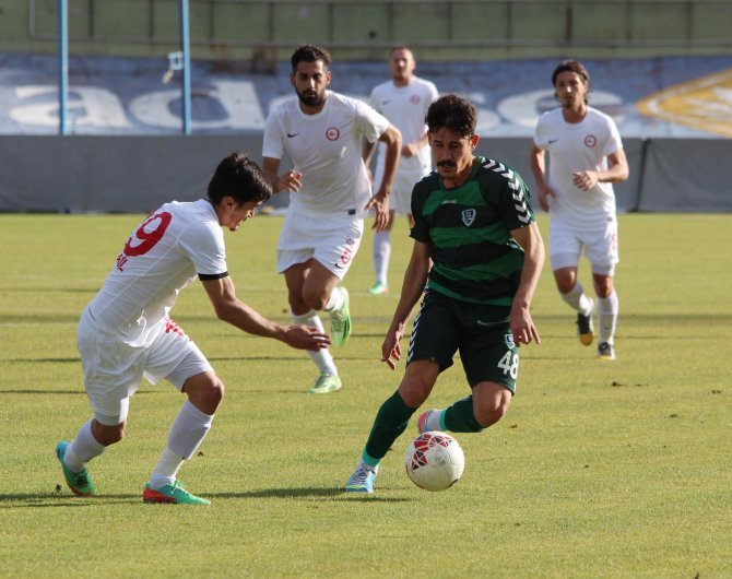 konya-anadolu-selcukspor-tek-golle-gecti2.jpg