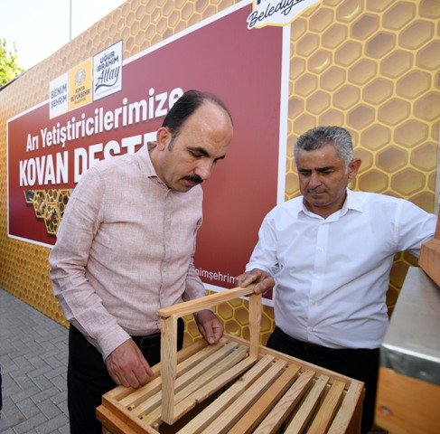 konya-buyuksehirden-bal-gibi-destek-5.jpg
