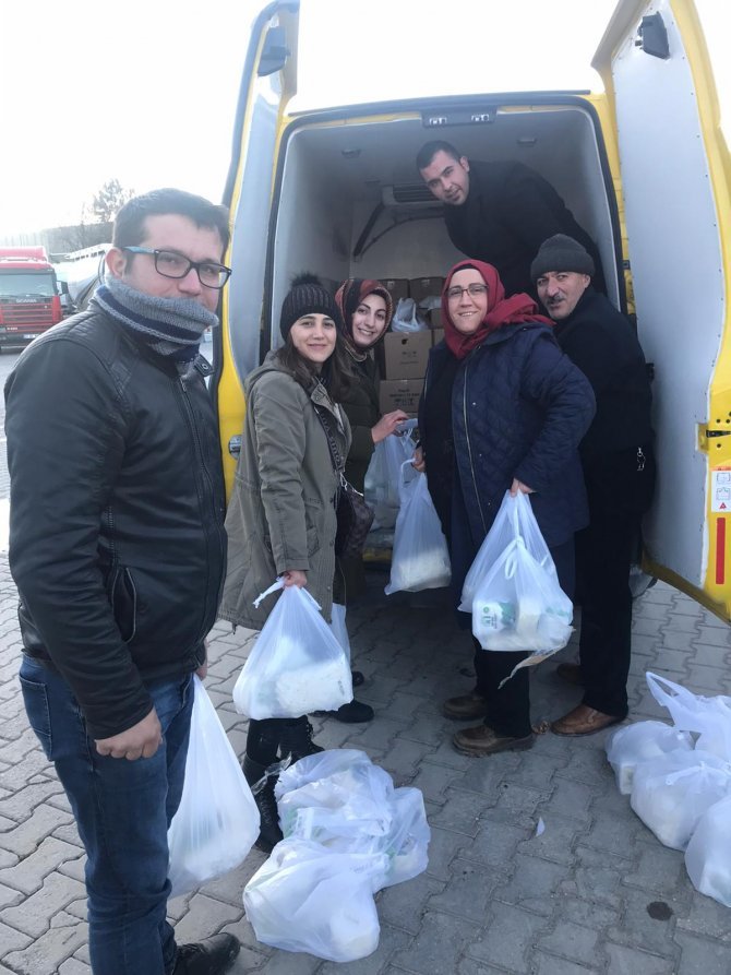 konya-dsybden-depremzedeler-icin-gida-yardimi-6.jpg