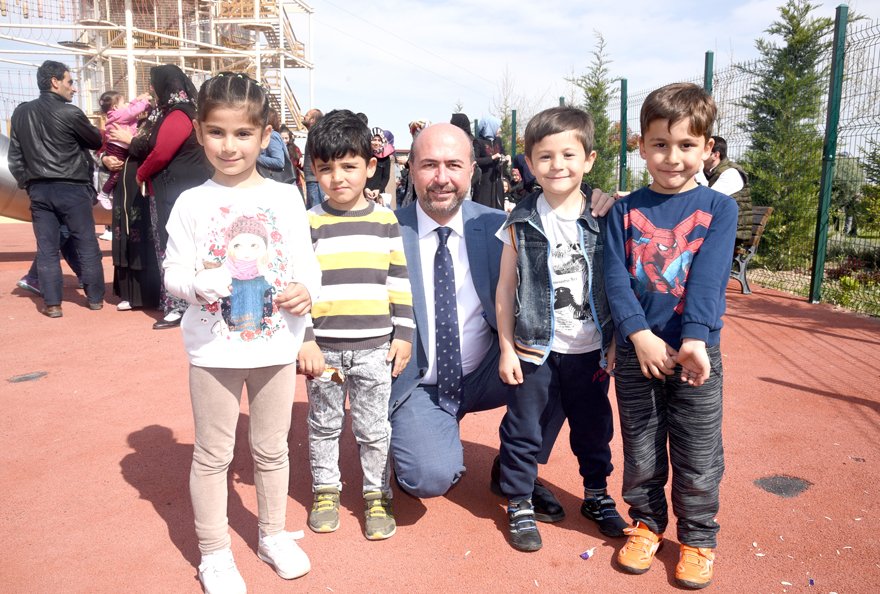 konya-kelebek-bahcesi-cocuklar-1.jpg