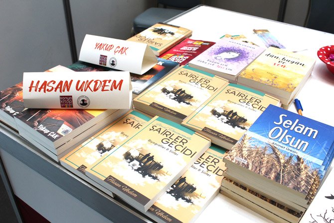 konya-kitap-gunleri-1-002.jpg