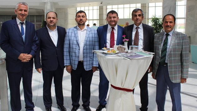 konya-valiligi-bayramlasma-programi-(9).jpg