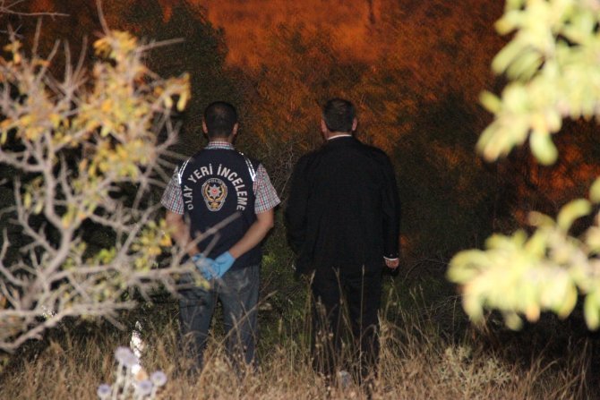 konyada-bir-kisi-ormanlik-alanda-olu-bulundu-1.jpg konyada-bir-kisi-ormanlik-alanda-olu-bulundu-1.jpg