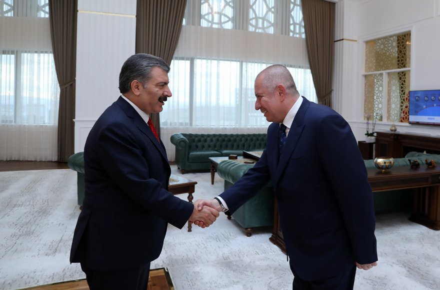 konyaspordan-saglik-bakani-fahrettin-kocaya-ziyaret6.jpg