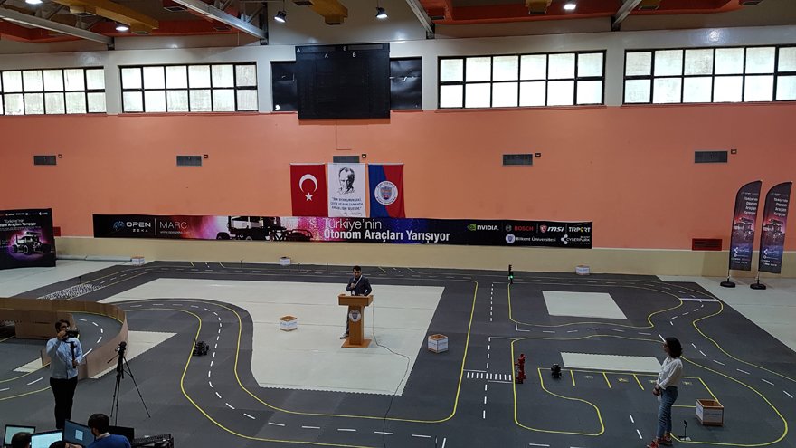 ktun-otonom-arac-yarismasinda-birinci-oldu-5.jpg