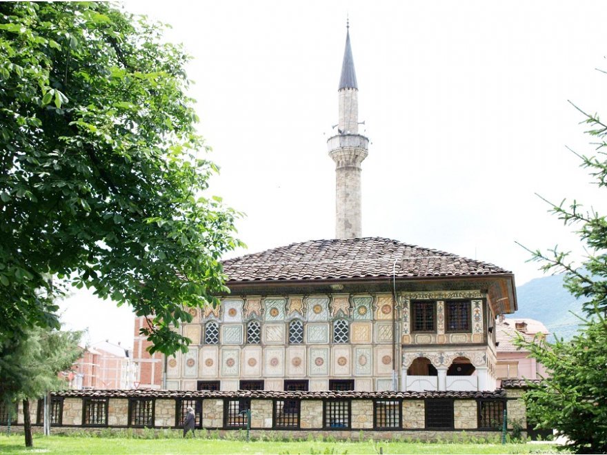 makedonya-alaca-camii.jpg