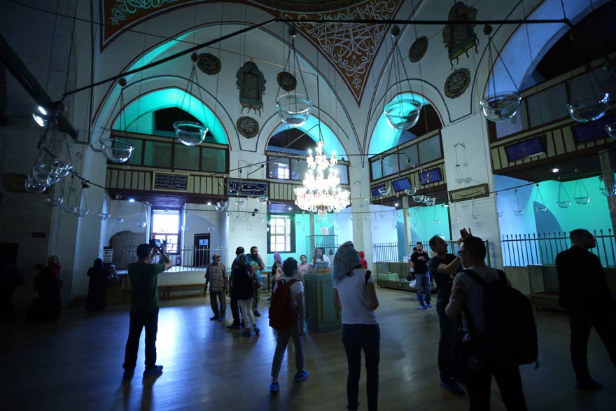 mevlana-muzesine-ramazan-yogunlugu-(3).jpg