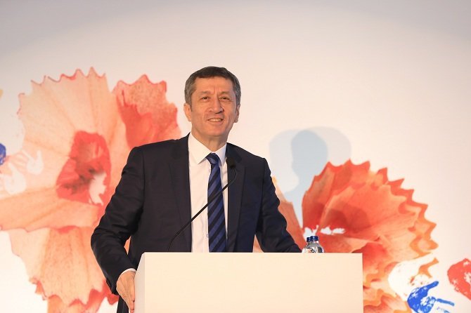 milli-egitim-bakani-ziya-selcuk.jpg