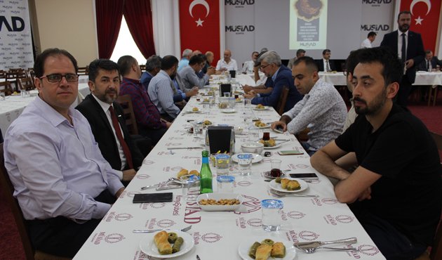 musiad-konya-subesi-bayramlasma-(3).jpg