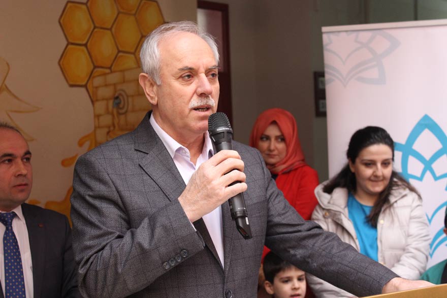 nazif-karlier.jpg