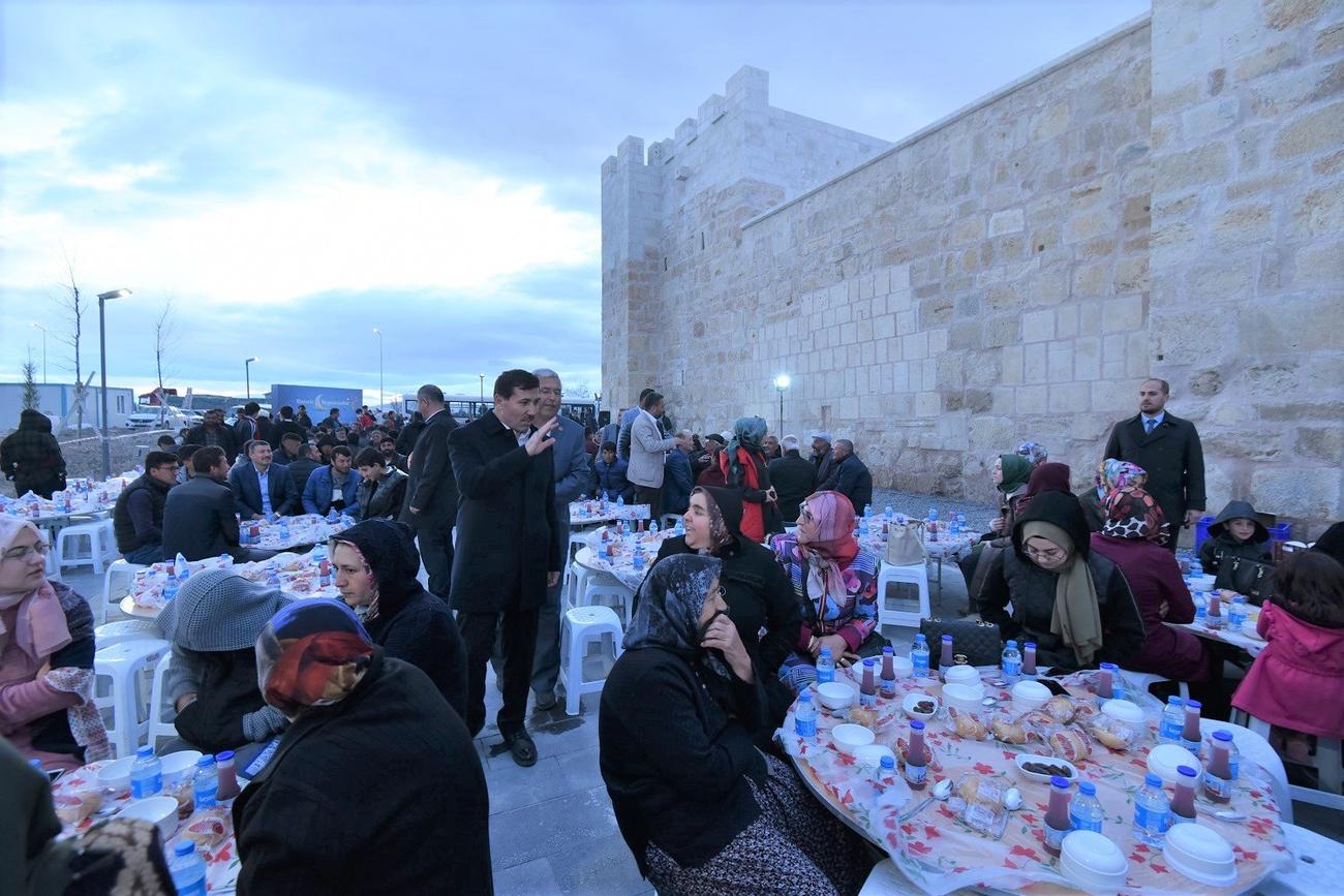 obruk-mahallesi-iftar-programi-3.JPG