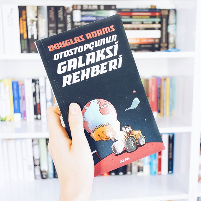 otostopcunun-galaksi-rehberi-douglas-adams.jpg