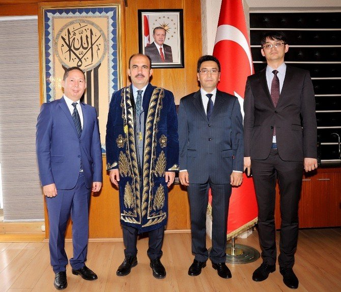 ozbekistan-cumhuriyeti-ankara-konsolosu-atabek-turayev-konya-buyuksehir.jpg