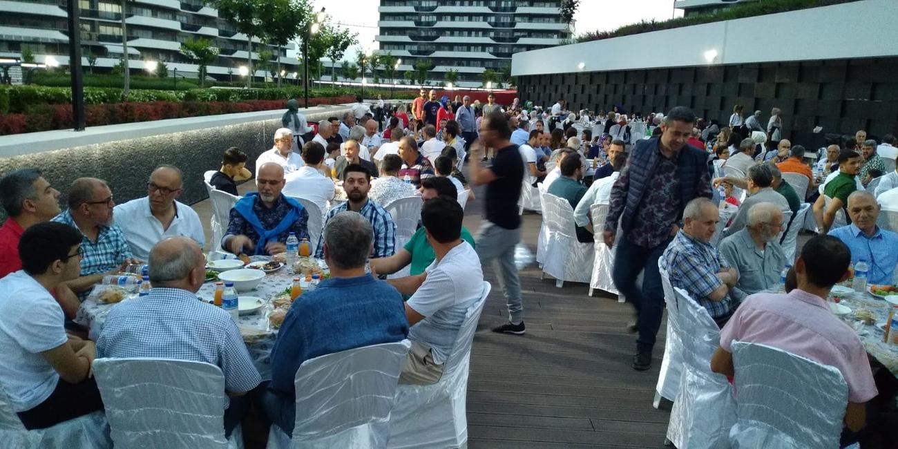 parkmahal-konutlarinda-iftar-programi-2.JPG