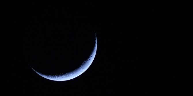 resized-732fb-33e75861crescent-moon-1.jpg