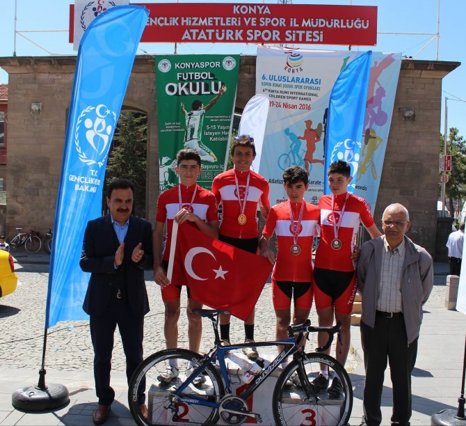 rumi-cocuk-spor-oyunlarinda-2.-gun-yarislari-yapildi.jpg