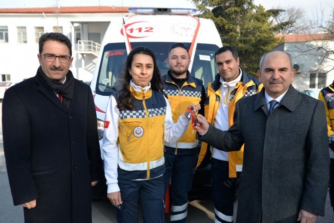 saglik-bakanligindan-konyaya-9-yeni-ambulans-3.JPG