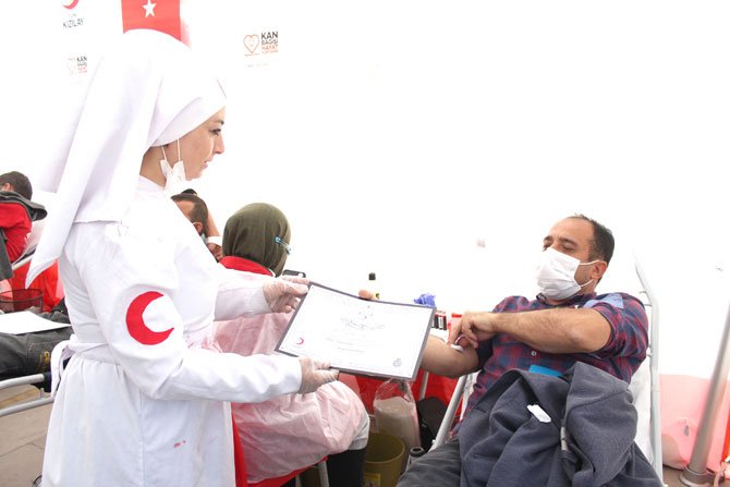 selcuklu-kizilay-10.jpg