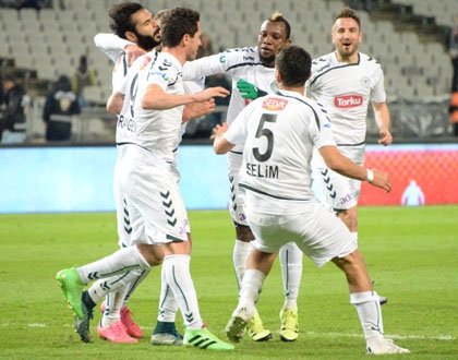 torku-konyaspor-avantaj-yakaladi-1.jpg