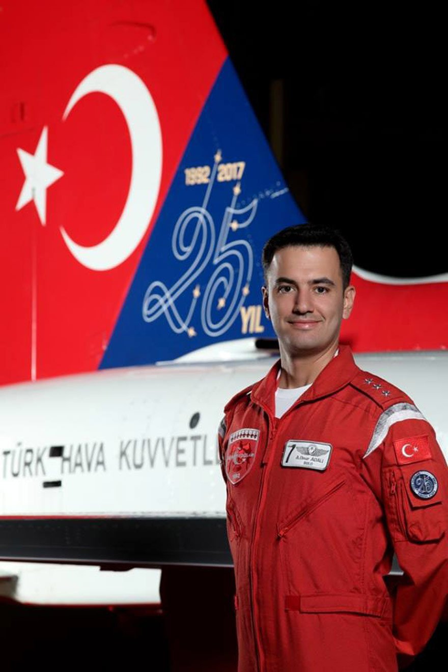 turk-yildizlari-pilotu-feto.jpg