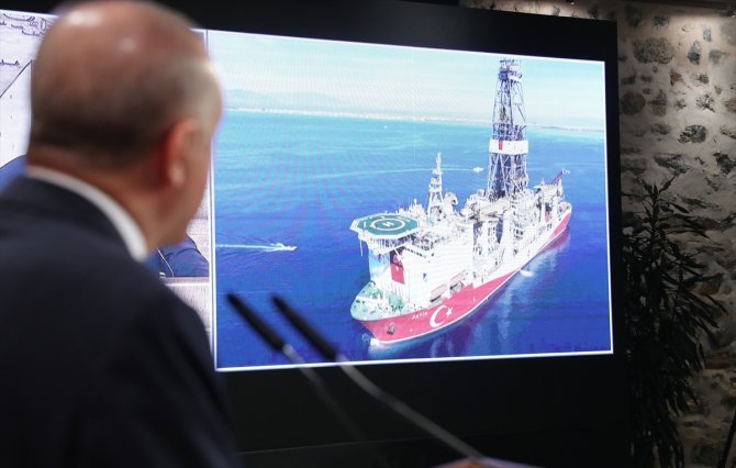 turkiye-tarihinin-en-buyuk-dogalgaz-kesfini-karadenizde-gerceklestirdi-2.jpg