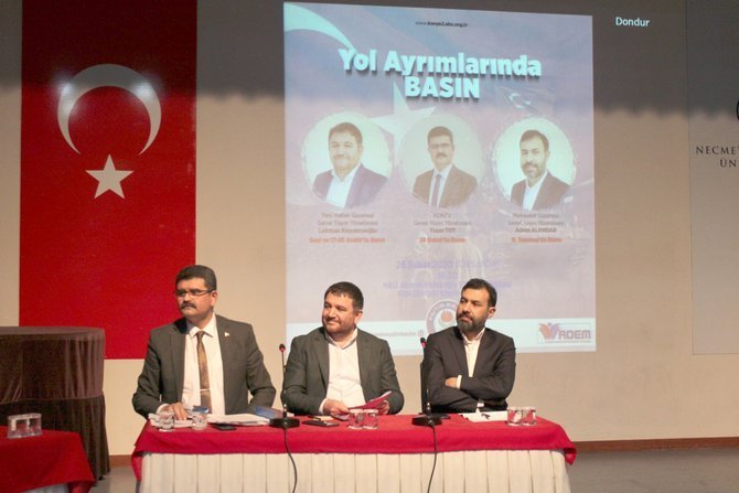 yol-ayrimlarinda-basin-konferansi-2.JPG